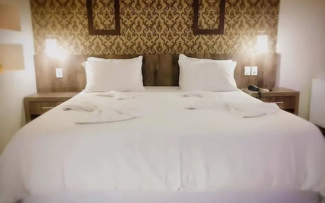 Maison Hotel