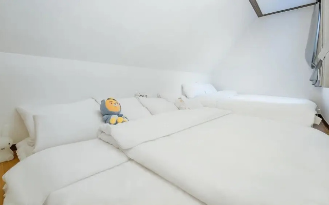 GaPyeong Dukehouse Kids Gajok Pension