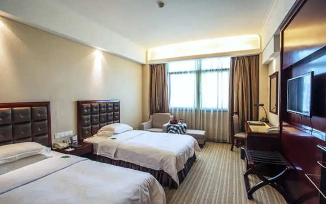 Yiyang Huatian Hotel