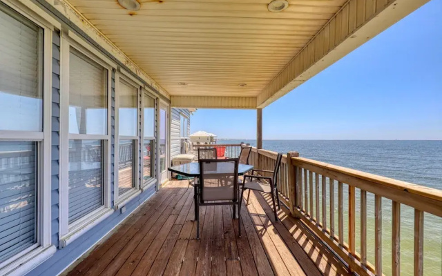 Beach Music - 100-a Shell Ct
