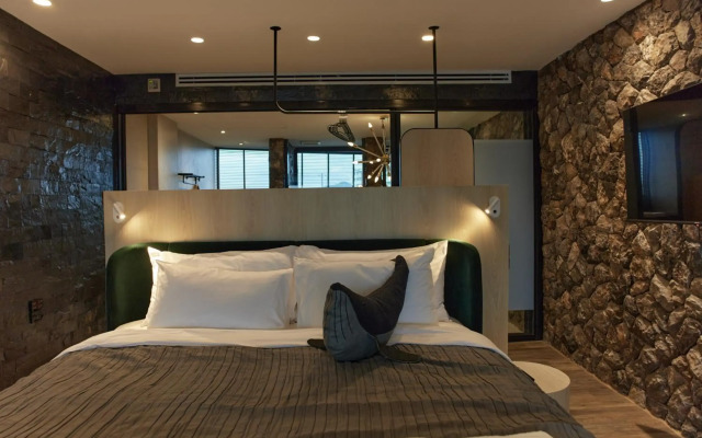 Whale Hua Hin