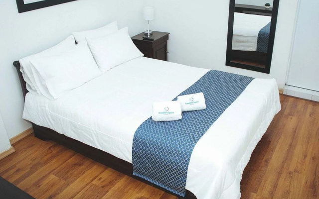 Hotel Travelers Sport