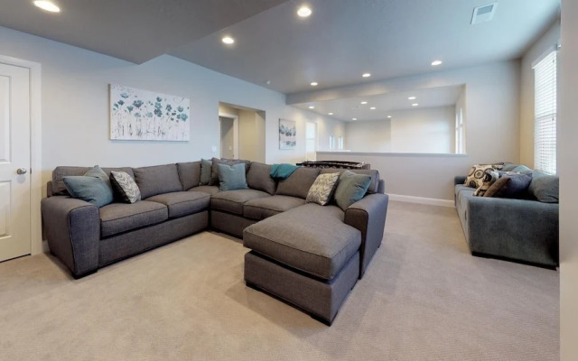Blue Cruiser Casita 4 Bedroom Apts by Redawning