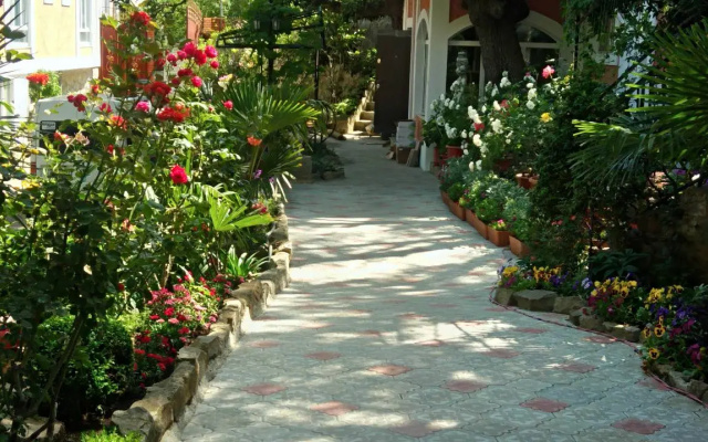 Лукоморье (Алупка)