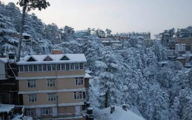Hotel Sukh Sagar