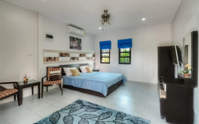 Aquatoria BangTao Villa