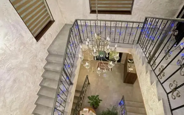 Отель Elite House