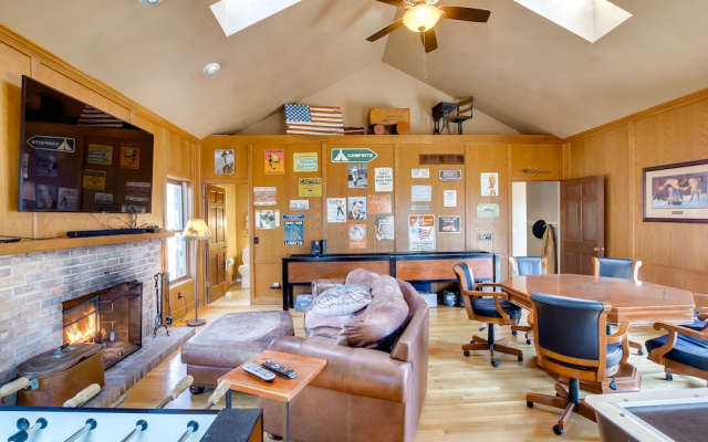 Spacious & Secluded Madison Home Near Dtwn!