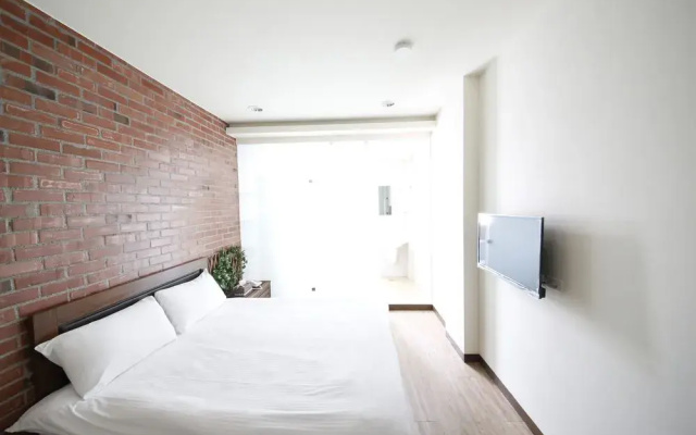 Moondoor Homestay