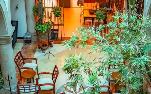 Hostal De La Monja