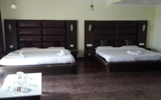 Naqash Residency
