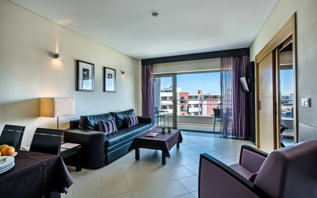 Hotel Apartamento Areias Village
