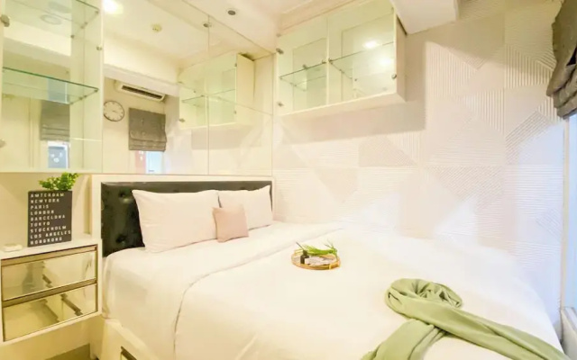 Good And Homey 1Br Apartment Mt Haryono Residence