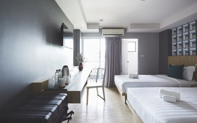 Siri Hotel And Residence Bearing