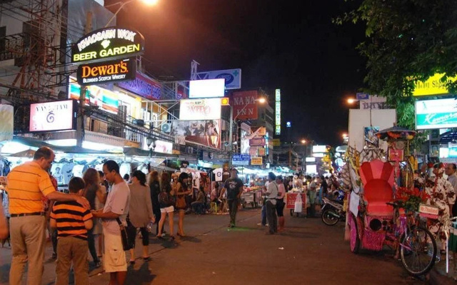 Hiig Hostel(เอชไอไอจี โฮสเทล)