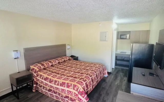 Studios & Suites 4 Less Virginia Beach
