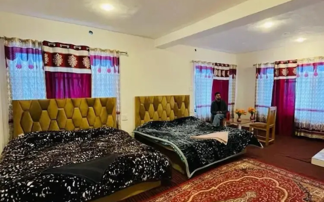 The Gulmarg Palace