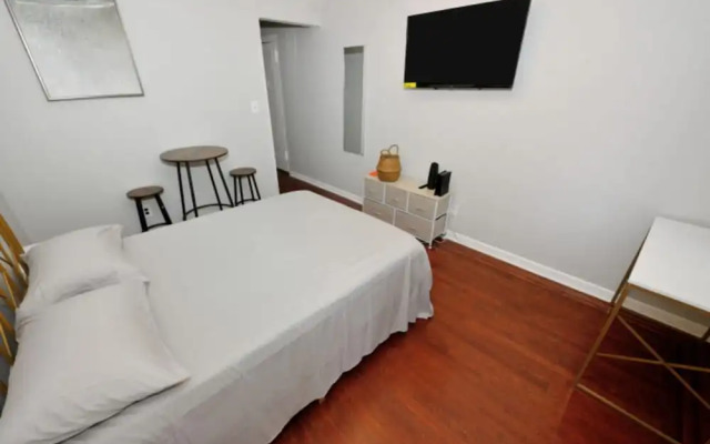 Cozy Studio Near Central Park