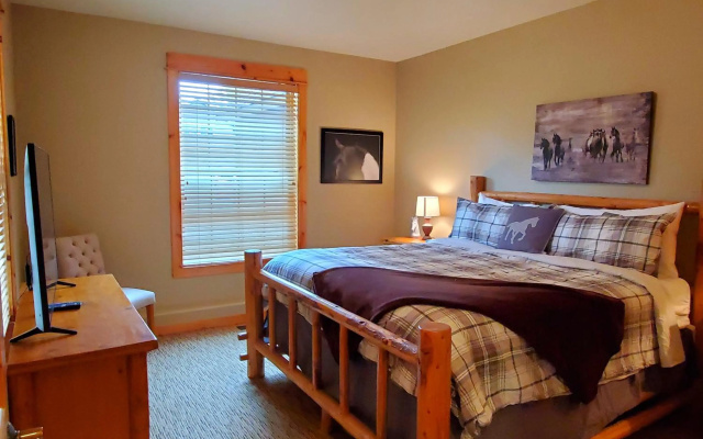 Red Wing Lodge