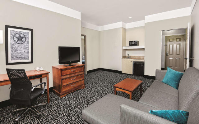 Quality Inn and Suites