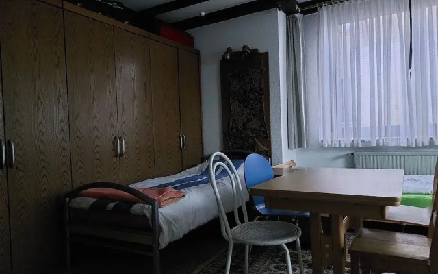 Room in Guest Room - Private Room in Country House, Erkelenz