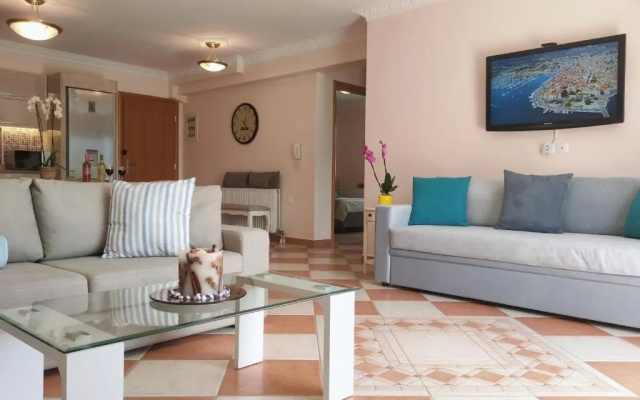 Blue Lagoon Luxury Apartment G2