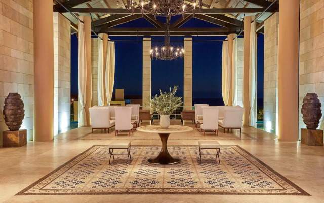 The Romanos, a Luxury Collection Resort