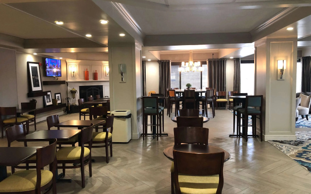 Wingate by Wyndham Baltimore BWI Airport