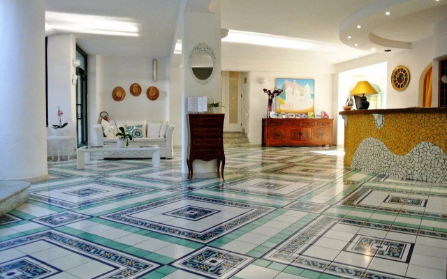 PARADISO TERME Resort & SPA