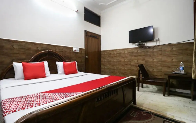 Spot On 46852 Hotel Pal Regency