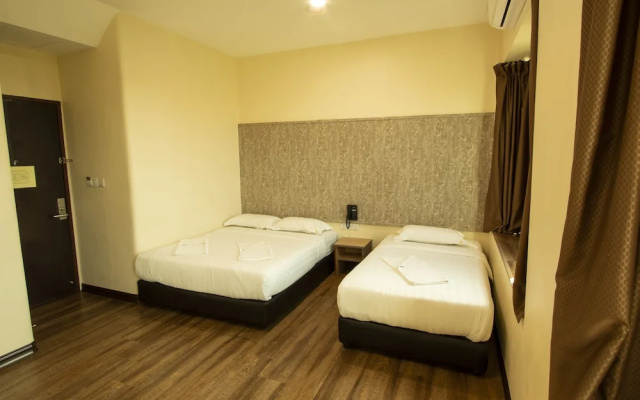 Expo Hotel