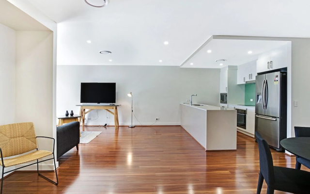 The Shoal, Unit 508