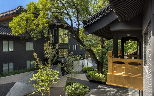 Blossom House Beijing Houhai