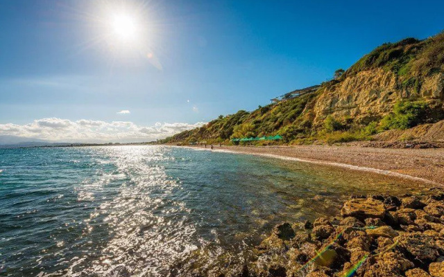 Niforeika Beach Hotel & Bungalows
