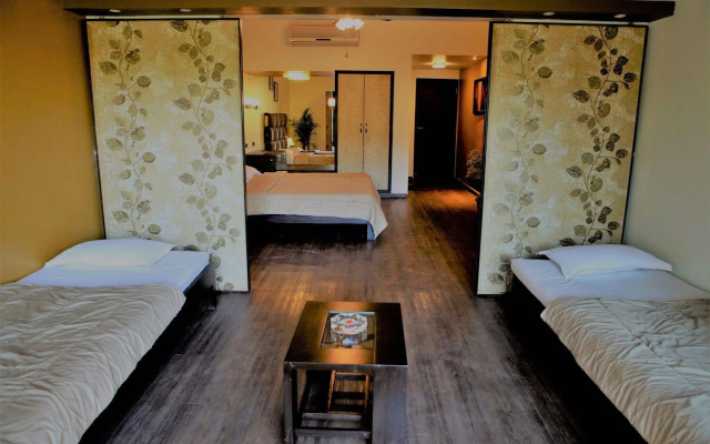 Saj Resort
