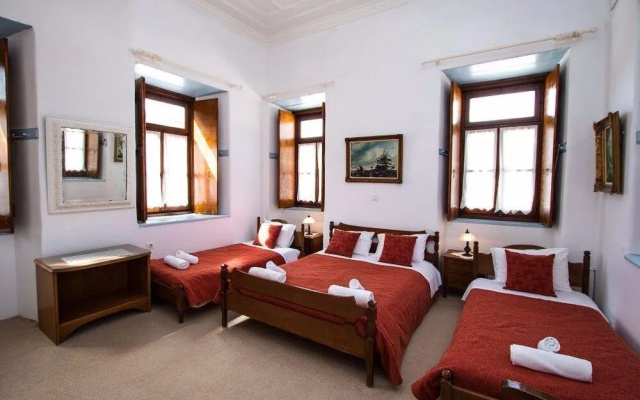 Achilleas Apartment