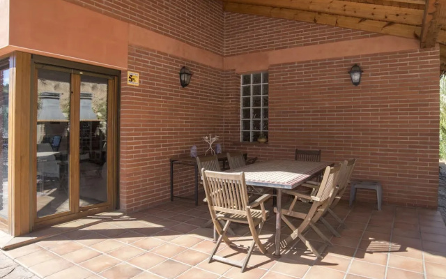 Villa Lola