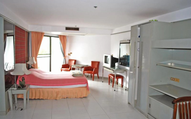 Paradise Condominium Apartments