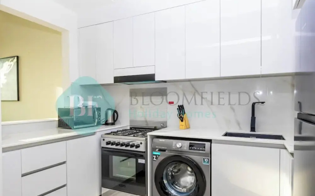 Bloomfields 1Br Binghatti Heights