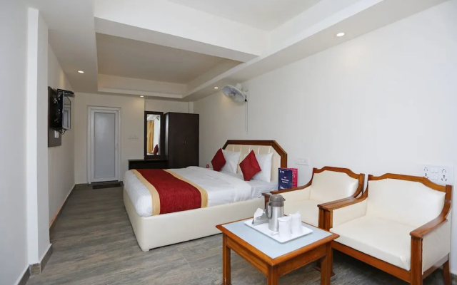 Hotel Raj Deluxe