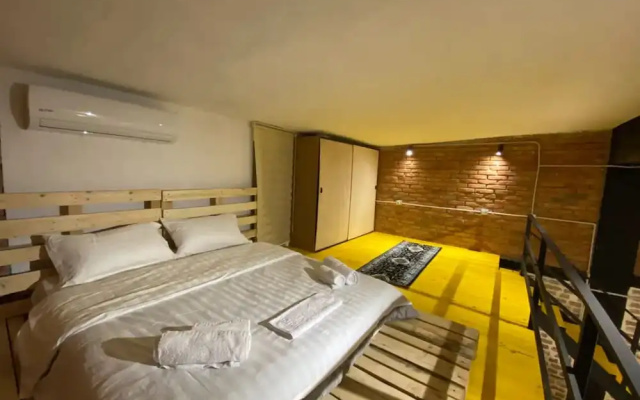 Agnes Duplex