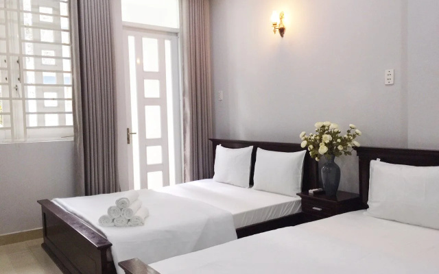 Venus Hotel - Free Airport Shuttle