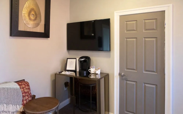 The Cochrane House Luxury Historic Inn
