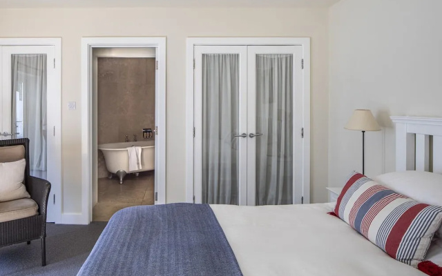 South Sands Hotel