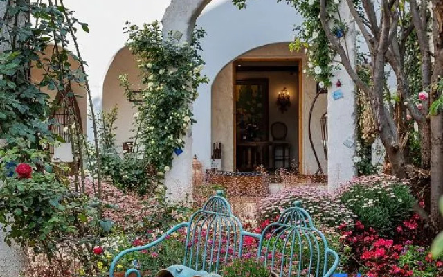 DOROTHY Guesthouse