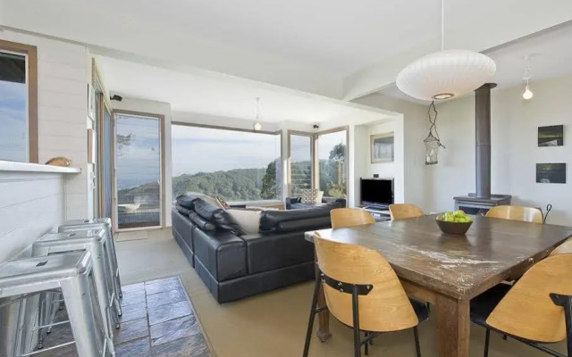 Southern Exposure Holiday House