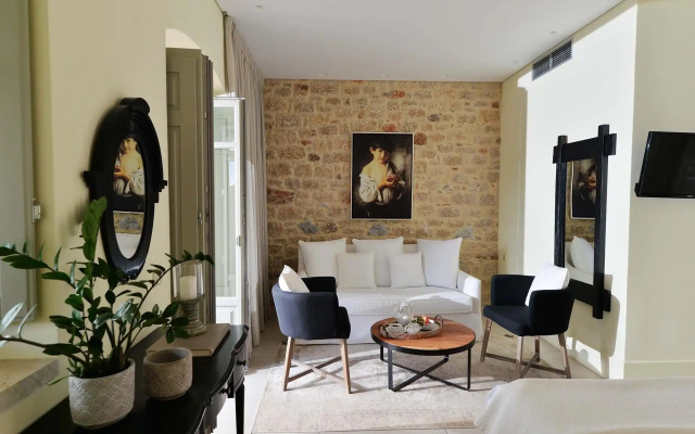 Akrolithi Boutique Hotel