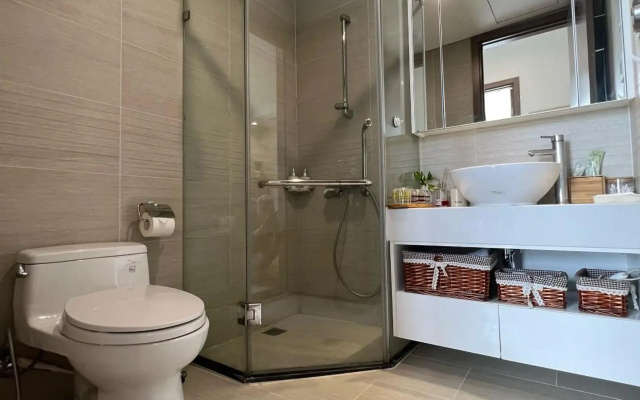 1 bedroom with twin bed in Vinhomes GreenBay Hanoi
