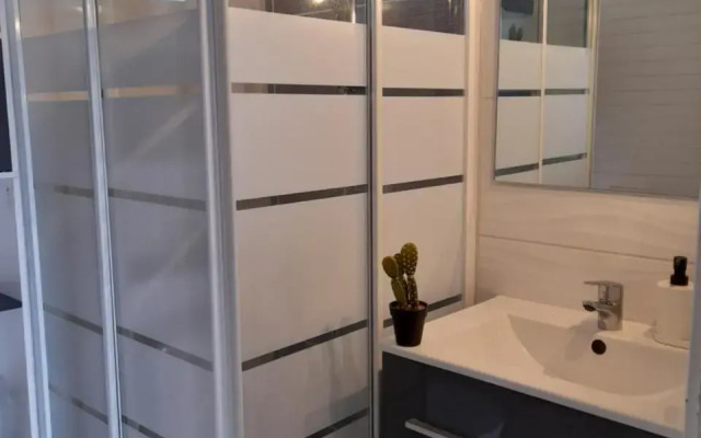 9 Lyly Location F3 Mezzanine
