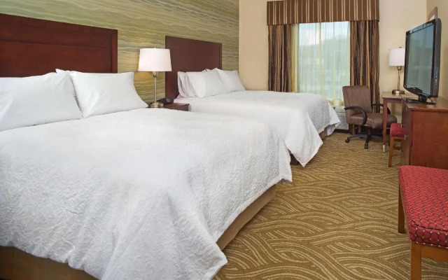 Hampton Inn & Suites Pittsburgh/Waterfront-West Homestead